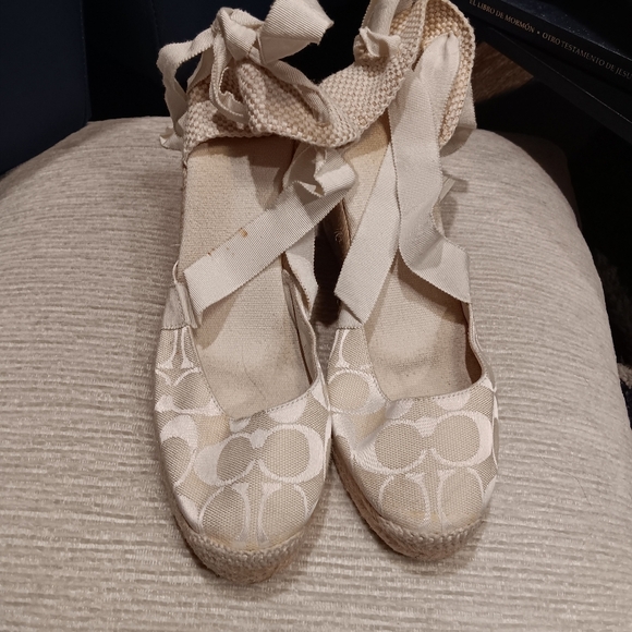 Coach Marnie Signature C Wedges Size 8B Heels Shoes Boho Beachy Ballet core Tie - Picture 4 of 6